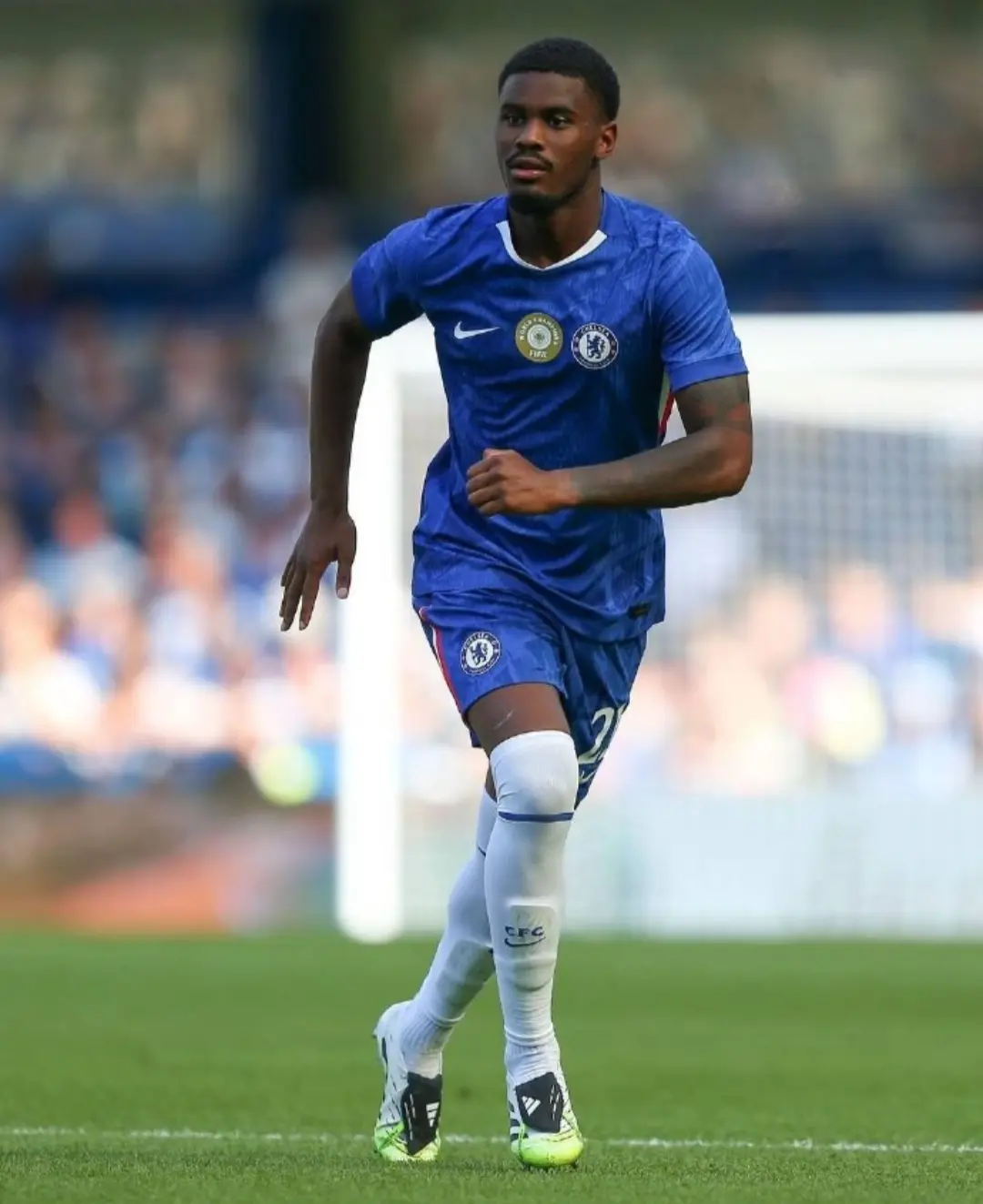 日出生, 司职前腰 日出生, 司职前腰