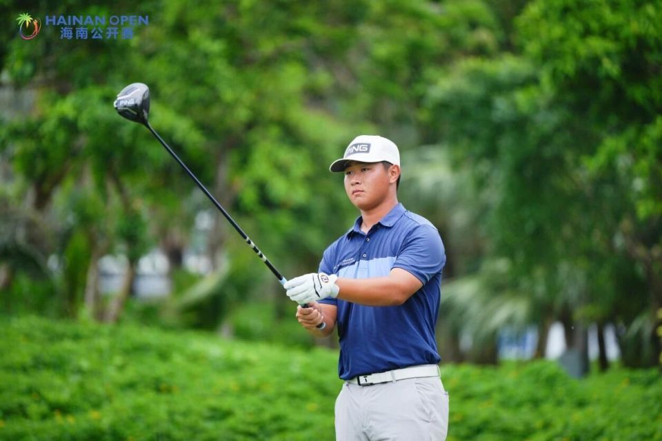 单独领先的 单独领先的