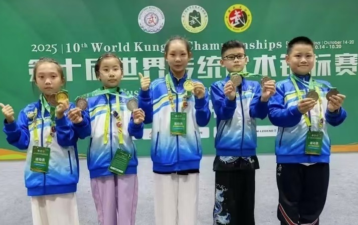 十连冠, 世界赛场上, 武术界